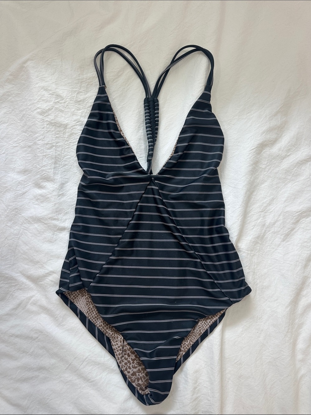 Acacia one piece